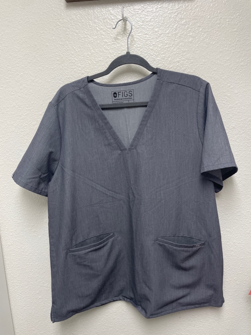 FIGS Charcoal Grey V-Neck Medical Scrub Top Technical Collection XXL